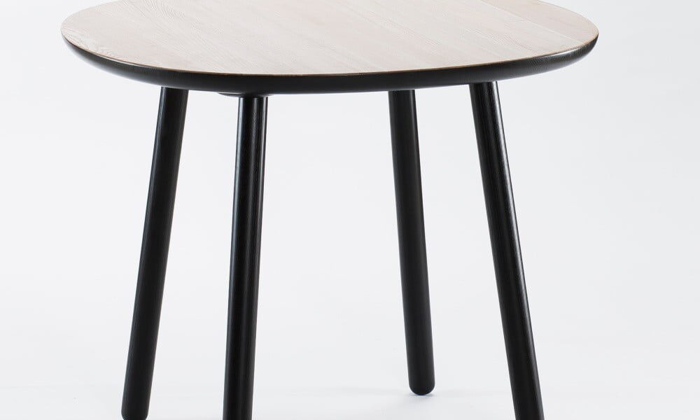 Čierno-biely jedálenský stôl z masívu EMKO Naïve, 90 cm