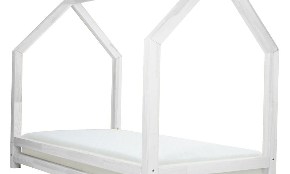 Biela detská posteľ z lakovaného smrekového dreva Benlemi Funny, 120 × 200 cm
