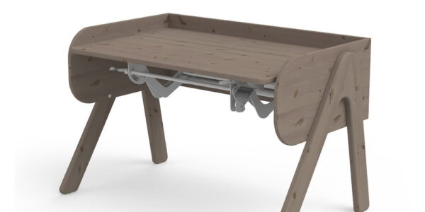 Tmavohnedý písací stôl z borovicového dreva s nastaviteľnou výškou Flexa Woody