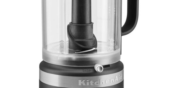 Kuchynský robot KitchenAid 5Kfc0516ebm čierny… Pracovní mísa o objemu 1,19 l, dvě rychlosti, univerzální nůž z nerezové oceli, šlehací nástavec.