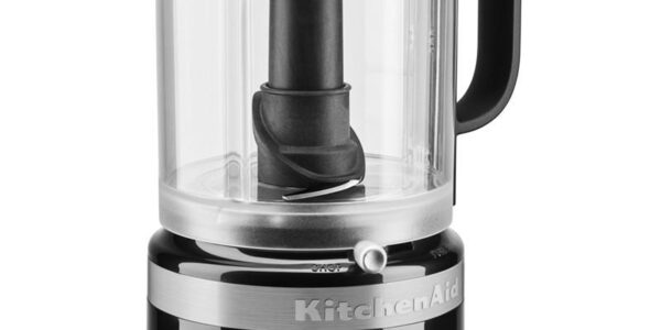 Kuchynský robot KitchenAid 5Kfc0516eob čierny… Pracovní mísa o objemu 1,19 l, dvě rychlosti, univerzální nůž z nerezové oceli, šlehací nástavec.