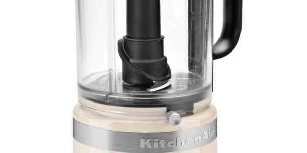 Kuchynský robot KitchenAid 5Kfc0516eac… Pracovní mísa o objemu 1,19 l, dvě rychlosti, univerzální nůž z nerezové oceli, šlehací nástavec.