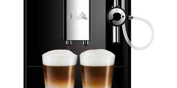 Espresso Melitta Solo Perfect Milk Černé čierne… Malý plně automatický kávovar, pouze 20cm široký, AUTO-CAPPUCCINATORE – vykouzlí lehkou mléčnou pěn