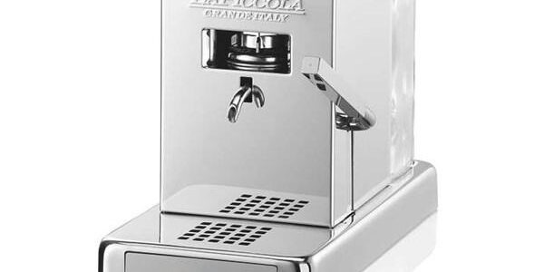Espresso La Piccola Piccola Doppia Lucidatura strieborn… Príkon 500W, tlak 15 bar, pre ESE pody 44mm, nádoba 1L, nerezová oceľ, bezpečnostný termost