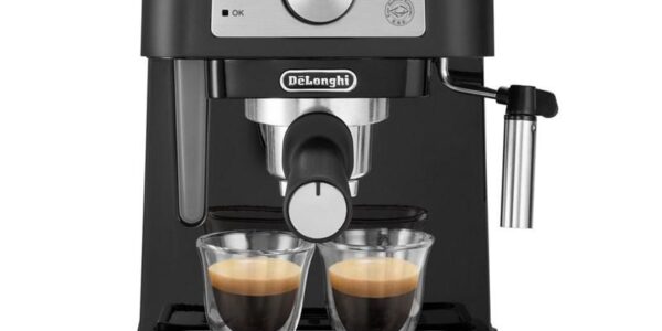 Espresso DeLonghi Stilosa EC 260.BK čierne… Tlak 15 barů, sítka na 1 nebo 2 šálky a E.S.E. Pody, nerezová tryska na pěnění mléka.