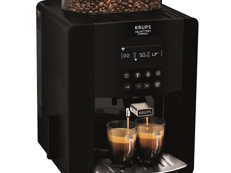 Espresso Krups Essential EA817010 čierne… Espresso a velká káva profesionální kvality, intuitivní ovládání s extra velkým LCD displejem, paměťový re