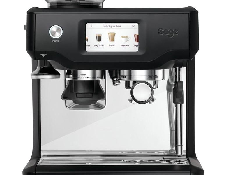 Espresso Sage Barista Touch Ses880btr… Dotykový displej, integrovaný kónický mlýnek, přednastavené programy a možnost uložení až 8 vlastních nápojů,