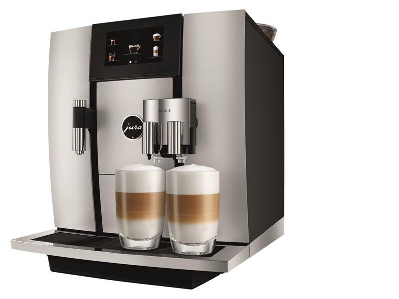 Espresso Jura Giga6… 28 druhů nápojů, 2 samostatné elektronicky řízené keramické mlýnky, barevný dotykový displej, CLARIS Smart filtry a inteligentn