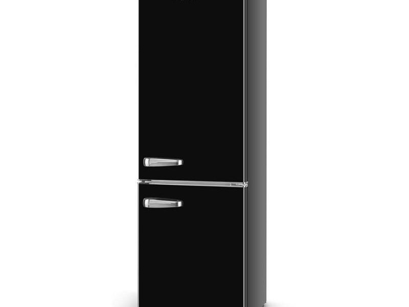 Kombinácia chladničky s mrazničkou ETA Storio retro 253290020… Úsporná kombinovaná chladnička ETA v retro dizajne, energetická trieda A++, LED osvet