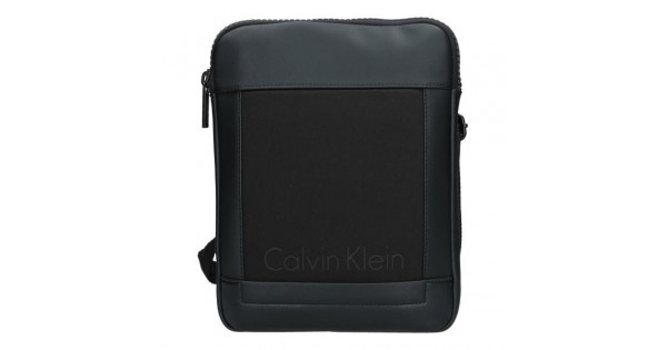 Pánska taška cez rameno Calvin Klein Maxim – čierna