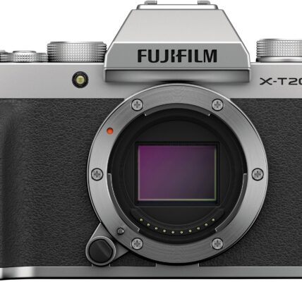 Digitálny fotoaparát Fujifilm X-T200 + XC15, 24.2 Megapixel, strieborná