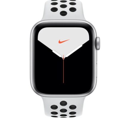 Apple Watch Nike Series 5 GPS, 44mm,strieborná,športový remienok
