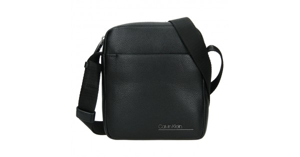Pánska taška cez rameno Calvin Klein Fenis – čierná