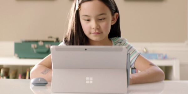 PC tablet Microsoft Surface Go 2 – 4425Y, 4 GB, 64 GB
