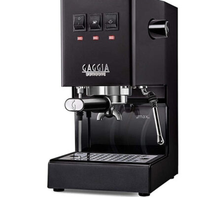 Pákové espresso Gaggia New Classic Black