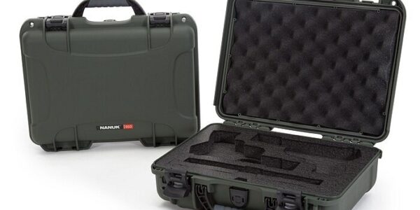 Odolný vodotesný kufor 910 s penou pre 2x Classic Pistol Nanuk® – Čierna (Farba: Čierna)